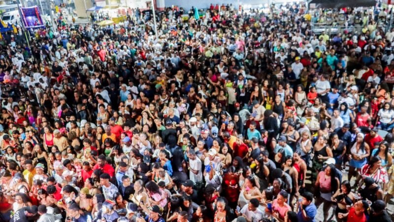 Anna Catarina abre o ciclo de Lavagens 2026, em barra de Pojuca BA.