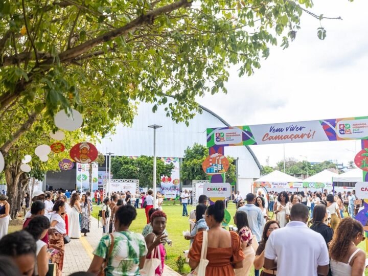 Focada na educação baseada nos saberes dos territórios, Camaçari inicia oficialmente Jornada Pedagógica 2026