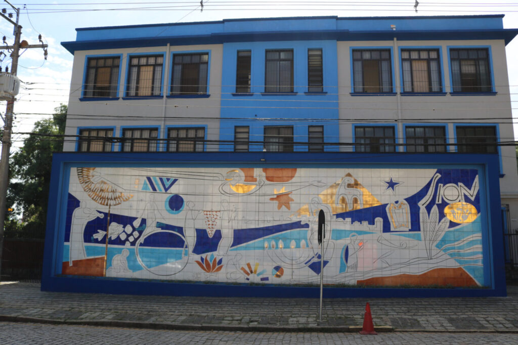 Colégio de Curitiba, fundado quando a cidade tinha “apenas” 50 mil habitantes, completa 120 anos